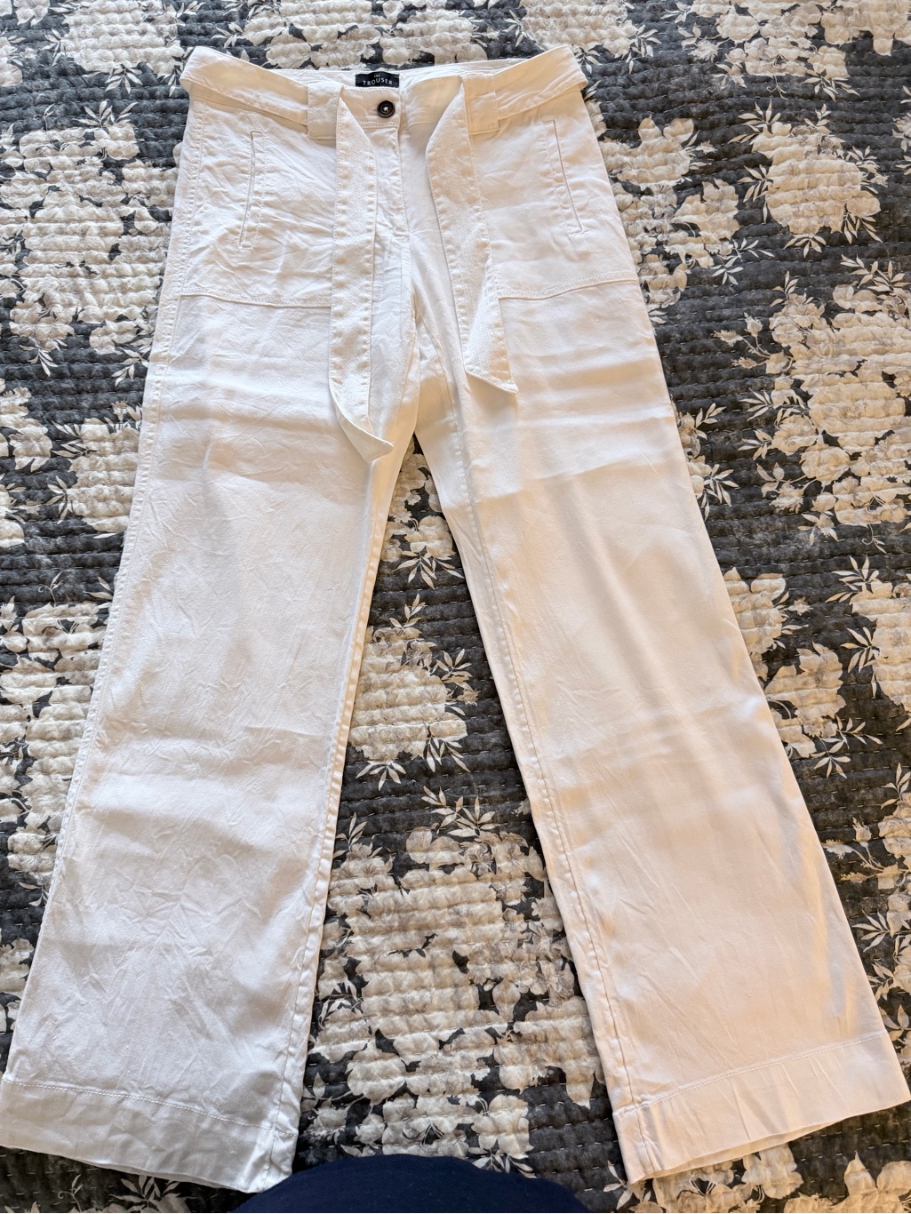 White House Black Market Cream Wide Leg Tie-Waist Pants